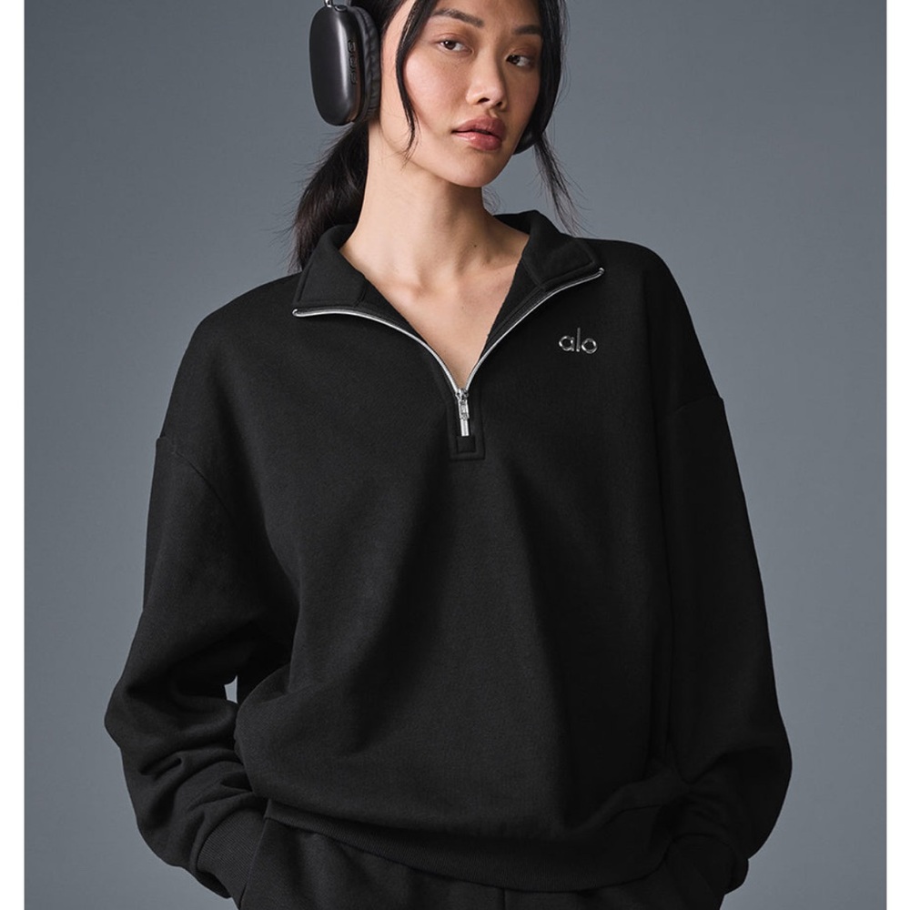 ALO Yoga Black 1/4-Zip accolade Sweatshirt new with tags